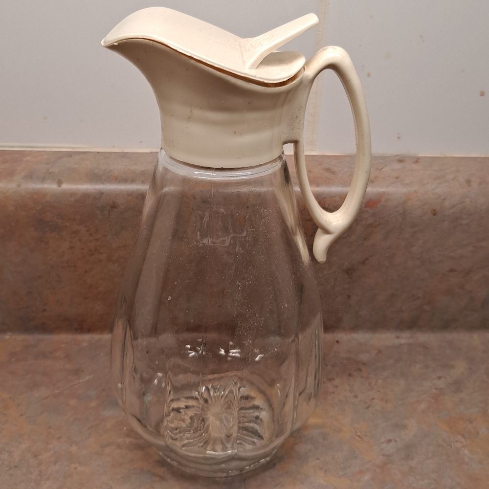 Vintage  MCM Log Cabin Syrup Glass Pour Top Dispenser w Starburst Bottom